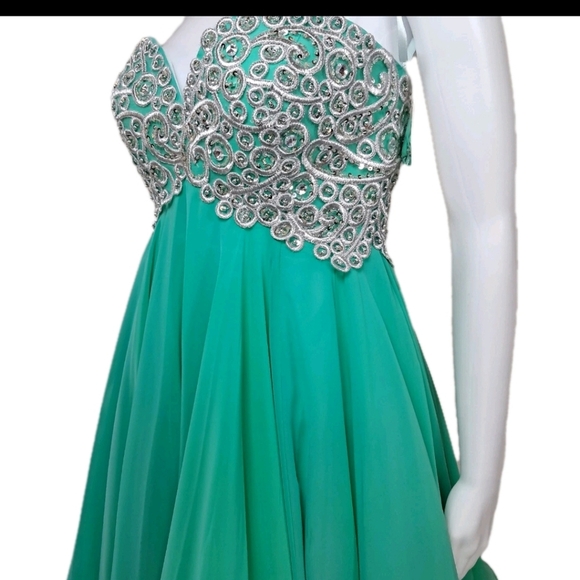 Fiesta Fashions Jade Strapless Formal Dress - Picture 2 of 9